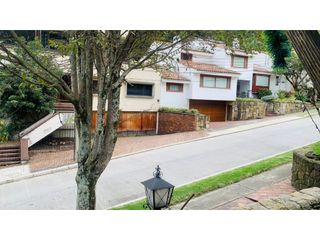Foto 8 de Venta Casa de 830 M2 en El Refugio Bogotá