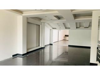 Foto 2 de Venta Casa tipo Inglés Oficinas en La Merced Bogotá