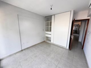 Foto 12 de Amplio departamento de 1 dormitorio seminuevo en Libertad al 200, SMT. Con amenities!