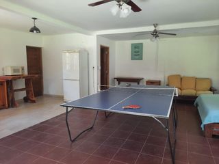 Foto 16 de La Bota, Ing Maschwitz | Alquiler temporario | Casa quinta de enorme terreno con pileta y 4 dormitorios
