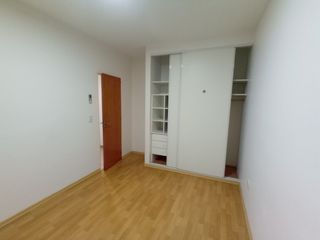 Foto 10 de Departamento en alquiler en Banfield Oeste
