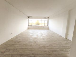 Foto 2 de VENTA OFICINA 62m2 - Posible 2 ambientes