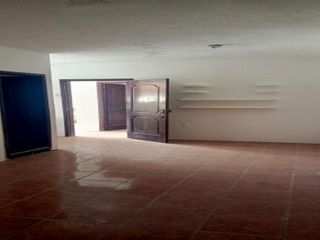 Foto 6 de VIVIENDA Y TERRENO LOTE 15 EN LA COOP. DE VIVIENDA CIUDAD NUEVA, SANTO DOMINGO