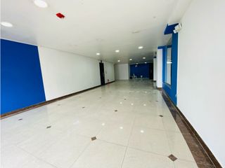 Foto 5 de Gaspar de Villarroel, Local Comercial en Renta, 200m2, 4 Ambiente