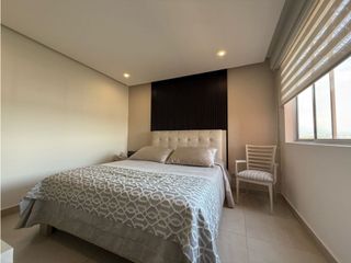 Foto 6 de Apartamento en venta en Cerritos Reservado totalmente remodelado