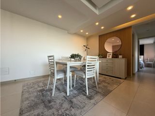 Foto 3 de Apartamento en venta en Cerritos Reservado totalmente remodelado