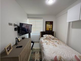Foto 7 de Apartamento en venta en Cerritos Reservado totalmente remodelado