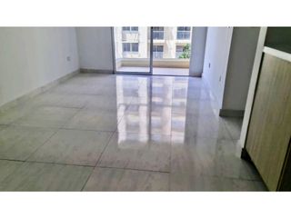 Foto 5 de HERMOSO APARTAMENTO, VENECIA CENTRAL