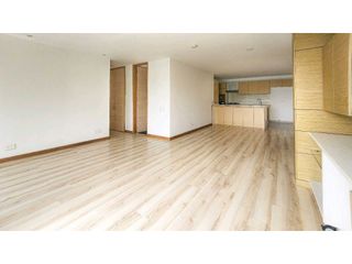 Foto 1 de Acogedor Ap con terraza Ecx Ubic  Envig Benedictinos 172m2💰1270Mill