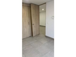 Foto 9 de Apartaestudio en alquiler en Medellin - Laureles