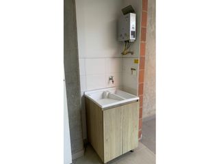 Foto 11 de Apartaestudio en alquiler en Medellin - Laureles
