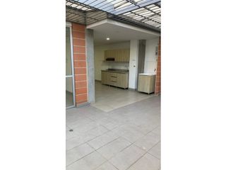 Foto 3 de Apartaestudio en alquiler en Medellin - Laureles