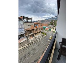 Foto 21 de SE VENDE TERCER PISO EN EL BARRIO GIRARDOT - MEDELLIN