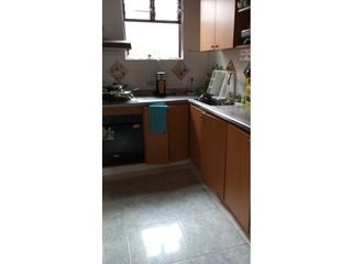 Foto 5 de SE VENDE TERCER PISO EN EL BARRIO GIRARDOT - MEDELLIN