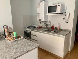 Foto 3 de VENTA - AMPLIO DUPLEX 1 DORMITORIO EN Bº GÜEMES - AV PUEYRREDON 200