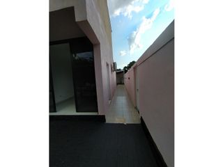 Foto 19 de CASA ZONA QUARANTA Y 213