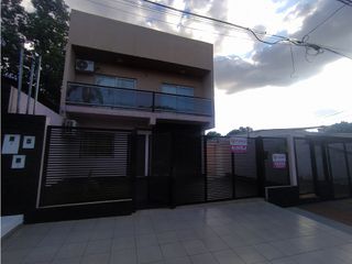 Foto 1 de CASA ZONA QUARANTA Y 213