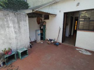 Foto 10 de Casa PH en venta en Quilmes Este