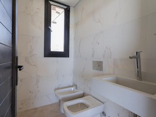 Foto 20 de Casa en venta / alquiler en Nordelta