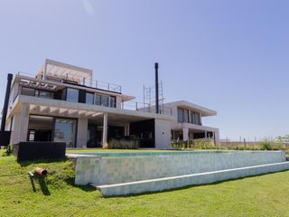Foto 4 de Casa en venta / alquiler en Nordelta