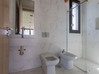 Foto 34 de Casa en venta / alquiler en Nordelta