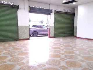 Foto 6 de Local Comercial en  alquiler en  Isla Trinitaria Vía Principal  SanS