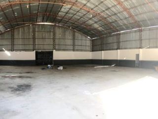 Foto 6 de En Valeria del mar | Galpón depósito + locales