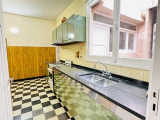 Foto 7 de APTO CRÉDITO! Venta de Casa - 4 Dormitorios c/ Cochera, Bº Cofico