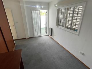 Foto 26 de APTO CRÉDITO! Venta de Casa - 4 Dormitorios c/ Cochera, Bº Cofico