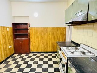 Foto 8 de APTO CRÉDITO! Venta de Casa - 4 Dormitorios c/ Cochera, Bº Cofico