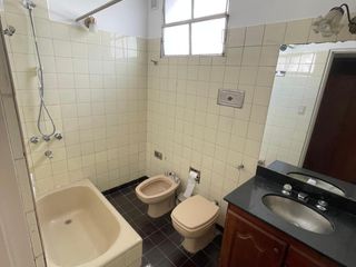 Foto 21 de APTO CRÉDITO! Venta de Casa - 4 Dormitorios c/ Cochera, Bº Cofico