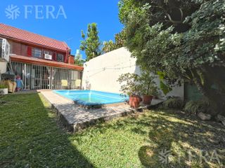 Foto 24 de Venta PH 4 ambientes con fondo con piscina en Bernal