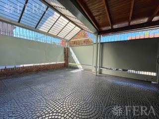 Foto 3 de Venta PH 4 ambientes con fondo con piscina en Bernal