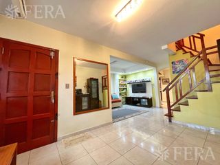 Foto 4 de Venta PH 4 ambientes con fondo con piscina en Bernal