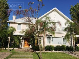 Foto 1 de Casa - Los Castores