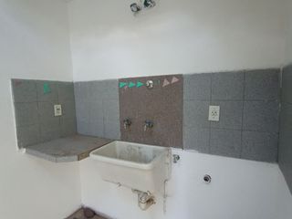 Foto 5 de Casa en alquiler en ELORDI casi Jujuy Centro Oeste Neuquén