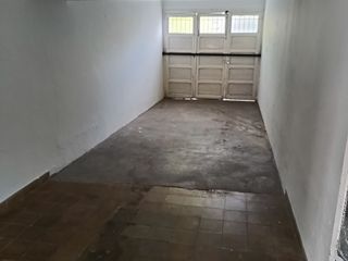 Foto 9 de Casa en alquiler en ELORDI casi Jujuy Centro Oeste Neuquén