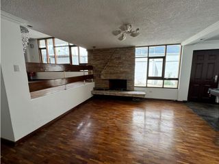 Foto 1 de La Prensa, Casa Comercial  en Renta, 280m2, 8 Ambientes