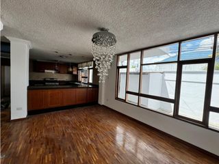 Foto 2 de La Prensa, Casa Comercial  en Renta, 280m2, 8 Ambientes