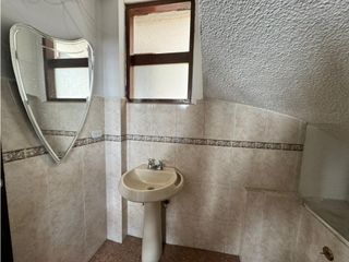 Foto 5 de La Prensa, Casa Comercial  en Renta, 280m2, 8 Ambientes