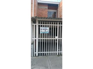 Foto 1 de CASA EN ALQUILER EN BUENOS AIRES PALMIRA