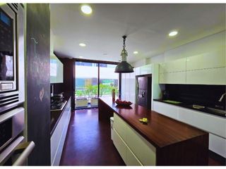 Foto 9 de Vendo Casa de 387m + Jardin + Terraza en Santa Barbara Alta