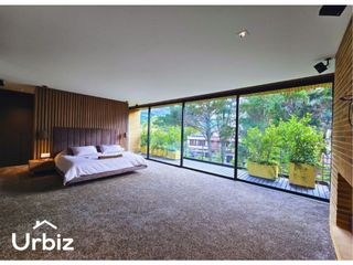 Foto 14 de Vendo Casa de 387m + Jardin + Terraza en Santa Barbara Alta