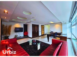 Foto 2 de Arriendo oficina amoblada de 214 m² en Chico Norte