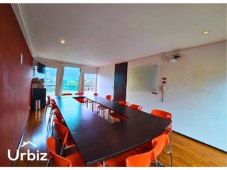 Foto 18 de Arriendo oficina amoblada de 214 m² en Chico Norte