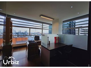 Foto 10 de Arriendo oficina amoblada de 214 m² en Chico Norte