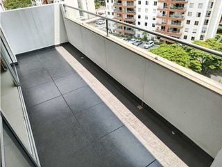 Foto 8 de SE VENDE Apartamento Esquinero Piso 9 en La Flora / JV