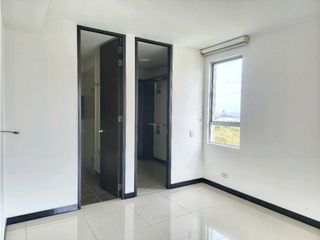 Foto 31 de SE VENDE Apartamento Esquinero Piso 9 en La Flora / JV