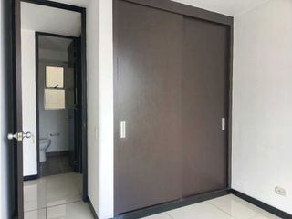 Foto 22 de SE VENDE Apartamento Esquinero Piso 9 en La Flora / JV