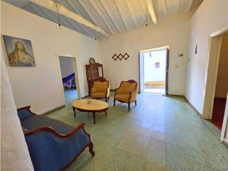 Foto 5 de Vendo - Arriendo Casita Azul Frente al Taller de Oficios Barichara